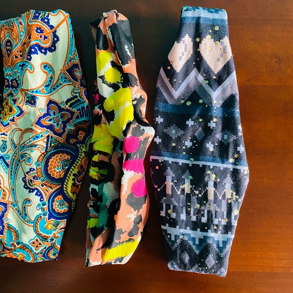 ❌ SOLD ❌ Lot of headbands - Picture 3 of 3
